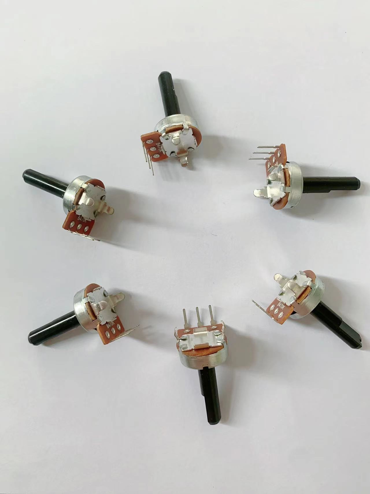 Rotary Potentiometer (17mm)