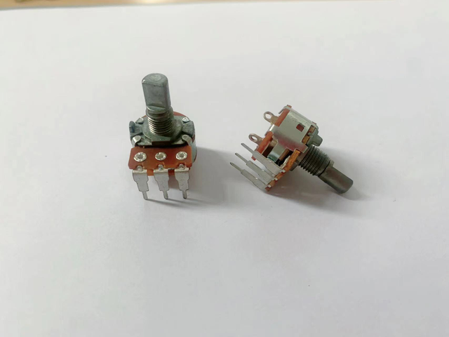 16mm Vertical Type Potentiometer with Switch